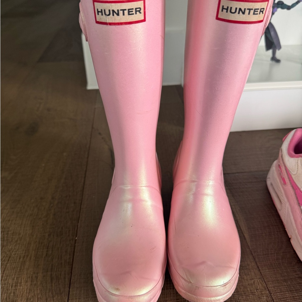 Hunter Kids Glossy Pink Rain Boots
